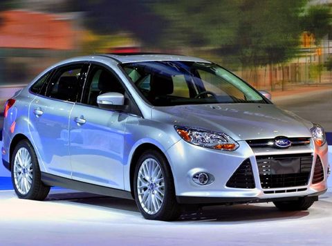 Ford Focus 1.6L 4 cửa Trend 6PS